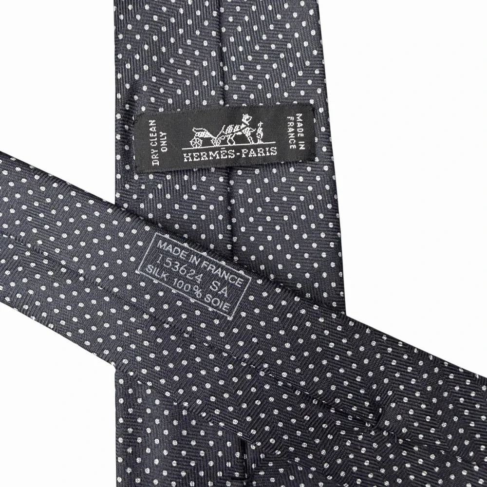 Hermes Men's Recent Tie Polka Dot Black/White Silk 153624 SA 2.75" (W) x 61" (L) - Picture 3 of 4
